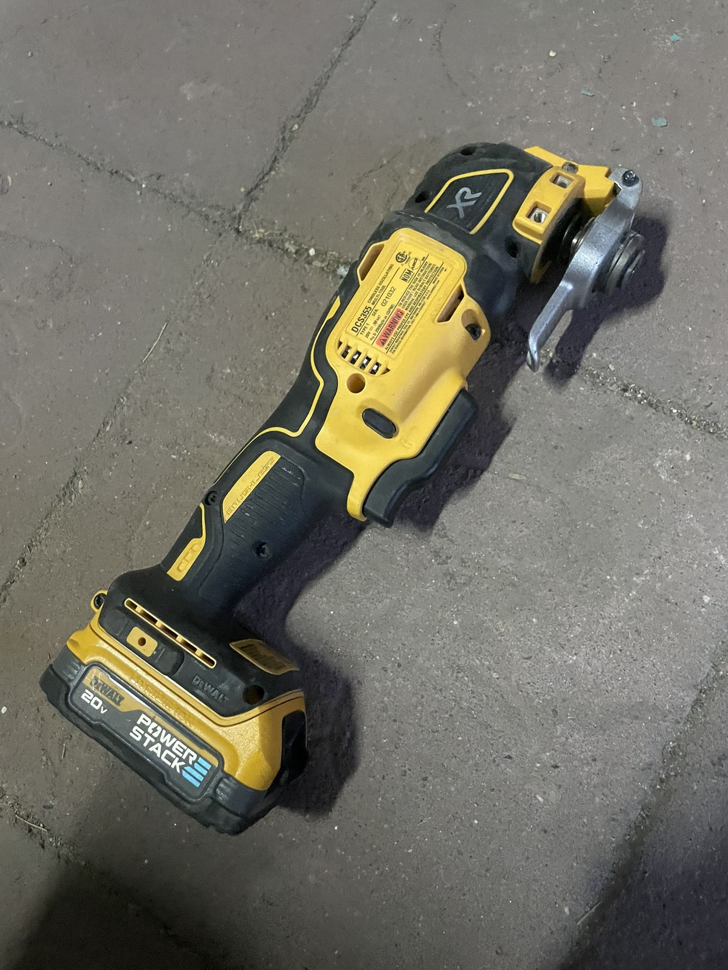 Dewalt Buzzer 