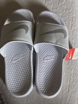 Nike Slip on Sandal