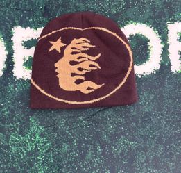 Hellstar beanie brand new brown