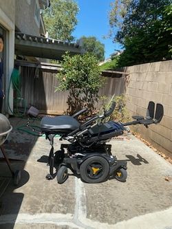 Permobil M3 Power Wheelchair Tilt Recline Legs NEW Batteries Clean