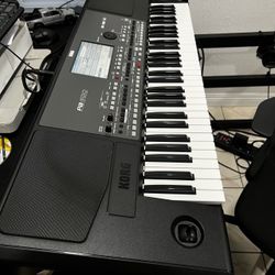 Korg PA600 ritmos/ samples