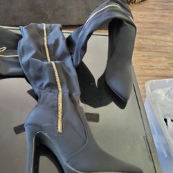 Black Boots Size 9