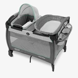 Graco Pack'n' Play W/ Bassinet & Changing Table