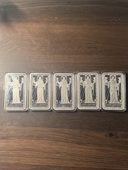 Lady of Justice 10 oz PAMP Silver