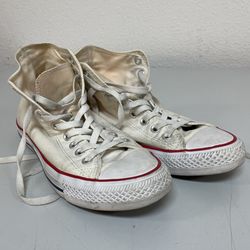 Converse Tennis Shoes