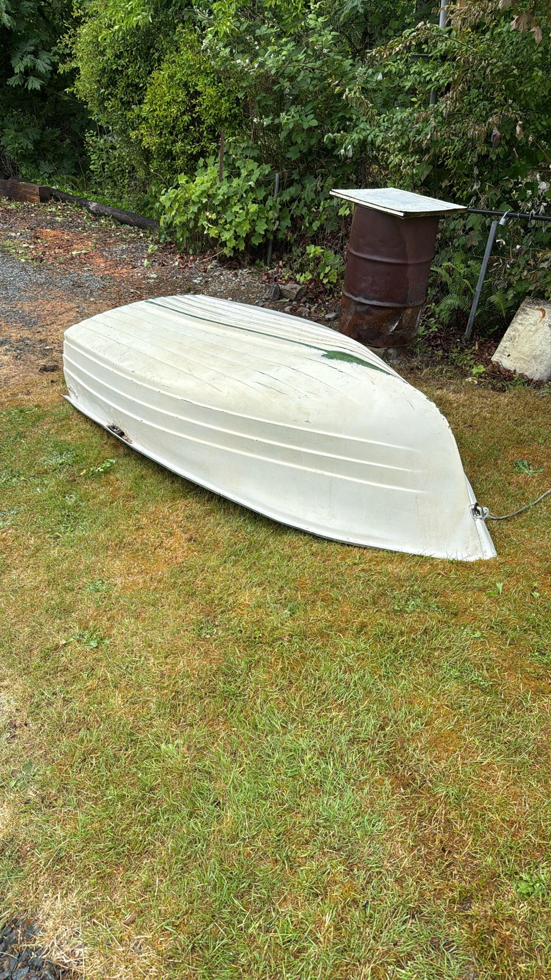 Columbia Fiberglass 10 Ft Sail Boat/ Row Boat.