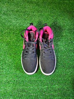 Nike Jordan Retro High Black Vivid White Kids Size 3Y Sneakers 705321-008 for Sale in York, - OfferUp