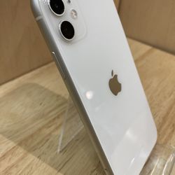 Apple iPhone 11 White 128Gb Factory Unlocked/  Liberado De Compania 