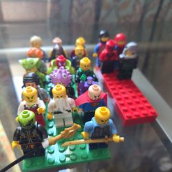 Mini figs