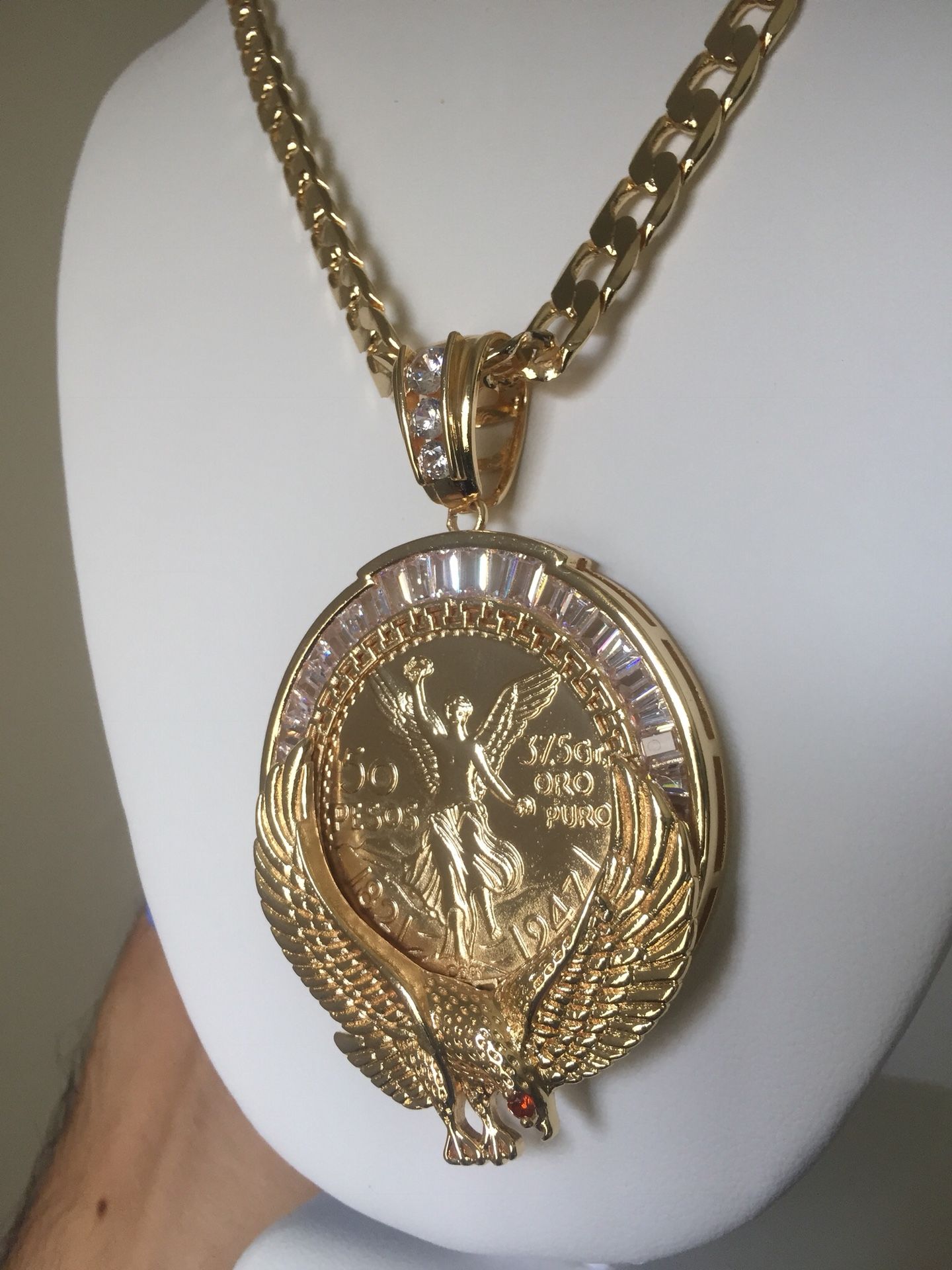 SAN JUDAS CENTENARIOS Y ESCLAVAS EN ORO LAMINADO CADENAS