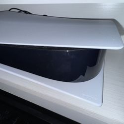 Lightly Used Ps5 Disc Version  - Excellent Condition.  