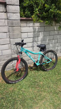 HILAND Gamille 26" Women's Mountain Bike, Green