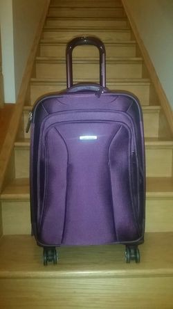 Samsonite Carry On