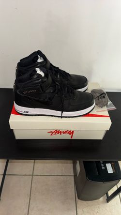 Nike Air Force 1 Mid Stussy Collab