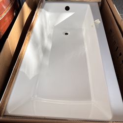 BRAND NEW- Prism 60 in. x 30 in. Acrylic Alcove Soaking Bathtub RH