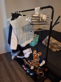 Clothes rack