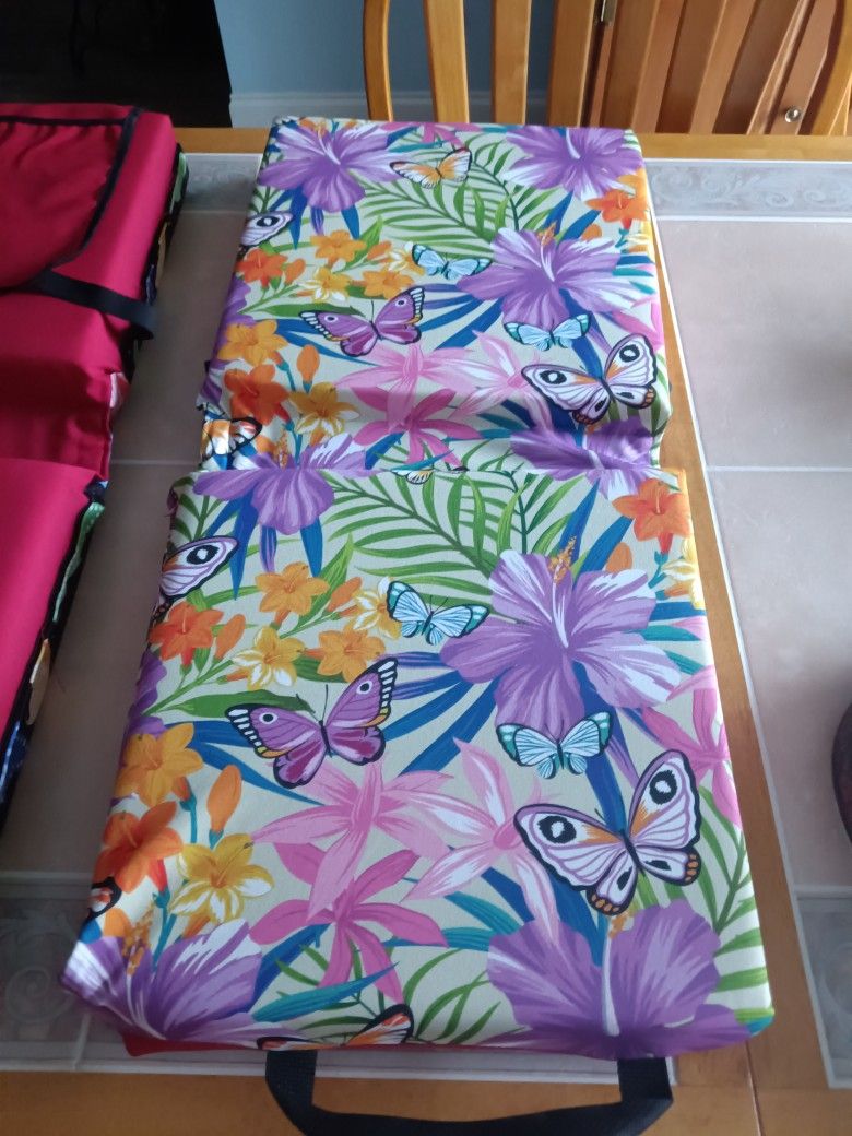 Pre Owned Thick Butterfly Chair Cushion