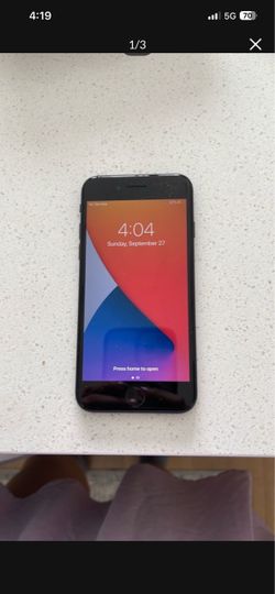 iPhone 2nd generation se. UNLOCKED