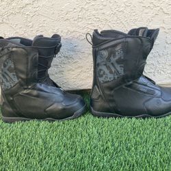 Men’s Size 10 “TRIPLE NICKEL” Black Snowboard Boots. Pre Owned. Good Condition.