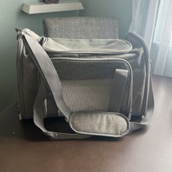 Hand Bag To Carry Pet 2 Quantity Excellent Condition 
