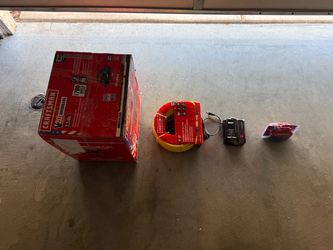 All you need to start comes with a very large battery 1-portable craftsman air 1- hose 1-battery 1-charger