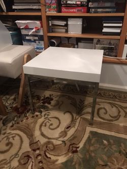 Small table 