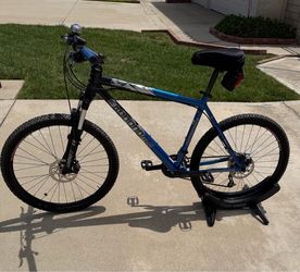 Cannondale F5 Mountain Bike