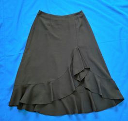 Black Elegant Ruffle Skirt