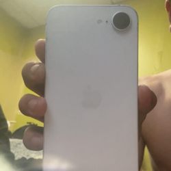 Used iPhone 16 Se 