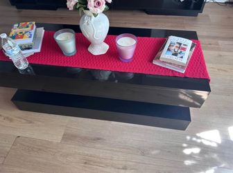 Black High Gloss LED Coffee Table