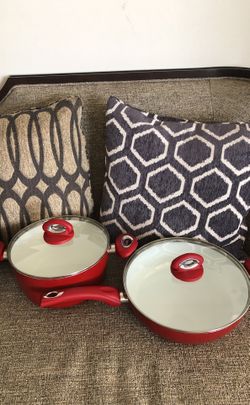 4 PCS cookware. Please see all the pictures and read the description