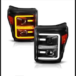 OH70 Projector Headlights Ford F250/F350/F450/F550 Super Duty (11-16) w/ Plank Style Halo & Switchback Headlights
