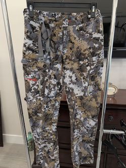 Women's Sitka pants w/belt