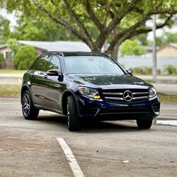 2019 Mercedes-Benz GLC 300