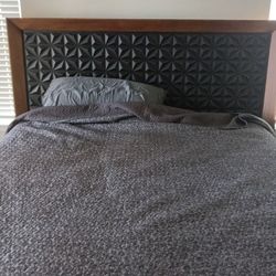 King bed with mattress