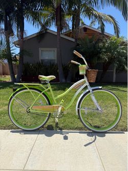 Super Cute Beach Cruiser Bike