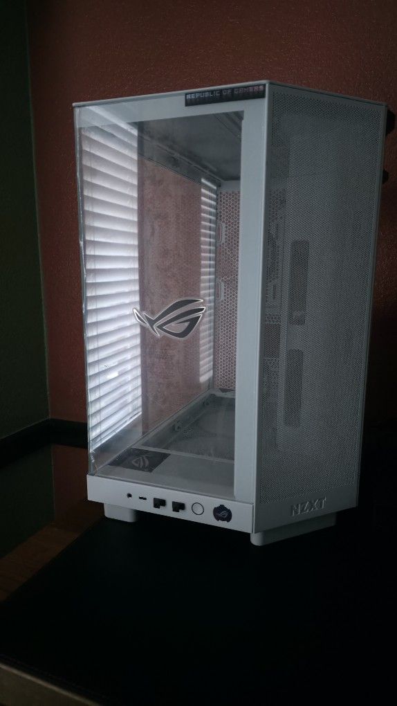 NZXT H6 Flow | CC-H61FW-01 | Compact Dual-Chamber Mid-Tower Airflow Case | Panoramic Glass Panels | High-Performance Airflow Panels