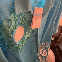 Nike Limited Edition Shirt NWT
