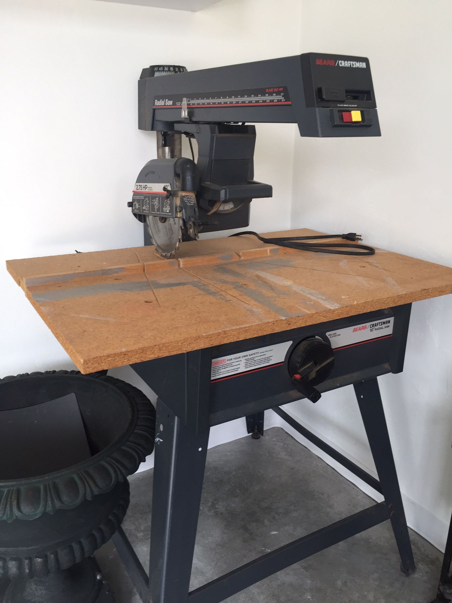 Craftsman 10” 2.75 HP Radial Saw for Sale in Greenville, WI OfferUp