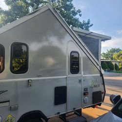 Aliner Camper