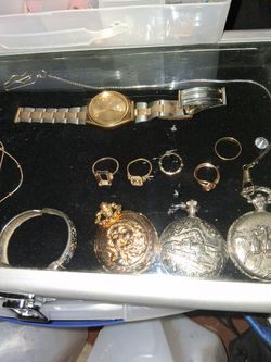 Deal  for everybody  all the jewelry