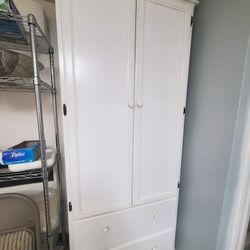 Wardrobe Closet