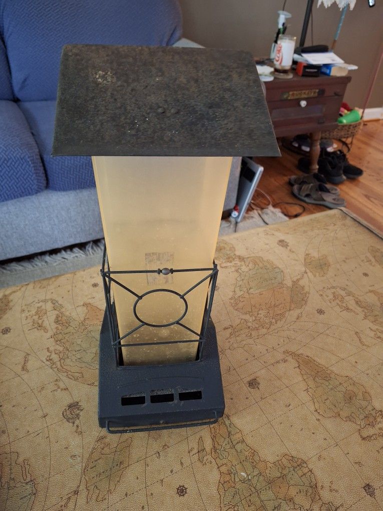 18x9 Metal Frame Bird Feeder