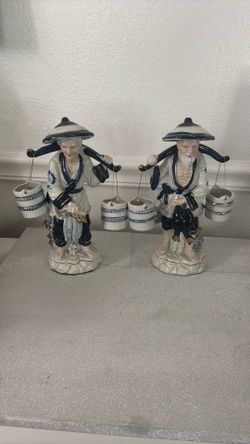 Vintage Asian Couple Fishing Blue/white Gold Trim Fine Porcelain w/Buckets 10"H