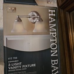HAMPTON BAY VANITY FIXTURE