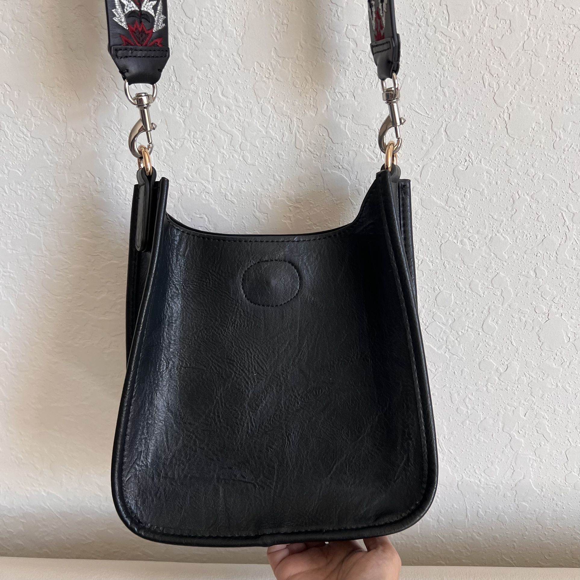 ah.dorned Classic Vegan Leather Messenger Embroidered Removable Strap