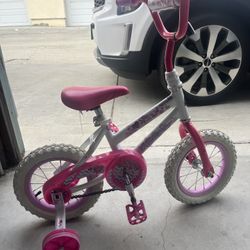 Girls bike