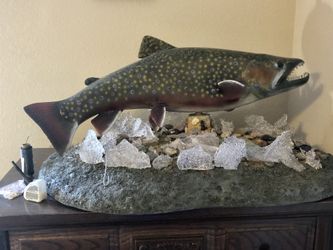 28 in. Brook trout reproduction 14.8oz. Caught onterio Canada