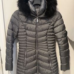 Laundry by Shelli Segal Faux Fur Trim Puffer Coat in the color steel/grey- XS