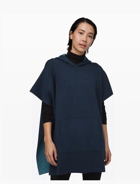 Lululemon ALL IN A DAY HOODED PONCHO Heathered Petrol Blue/Night Diver Size: ONE SIZE 